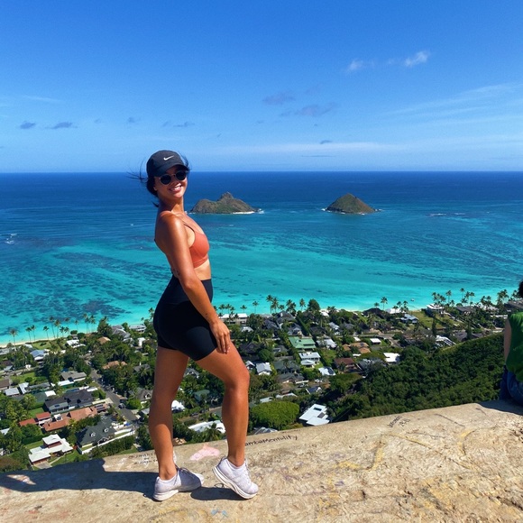 Meet your Posher, Brooklyn - Picture 1 of 1